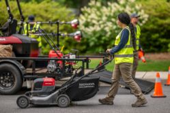 Honda HRC216EXA6 HRC-BE 21" Battery Self-Propelled Commercial Lawn Mower w/ 12Ah Battery & Charger - HON HRC216EXA6