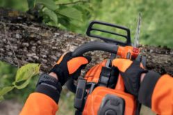 Husqvarna 970510016 T540XP Mark III 16" 40cc Professional Top-Handle Gas Chainsaw - HUS 970510016