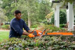 Husqvarna 970592601 Hedge Master 320iHD60 24" 40V Cordless Hedge Trimmer (Tool Only) - HUS 970592601