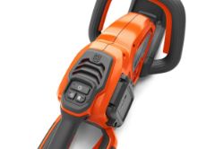 Husqvarna 970592602 Hedge Master 320iHD60 40V Cordless 24" Battery Hedge Trimmer Kit w/ Battery & Charger - HUS 970592602