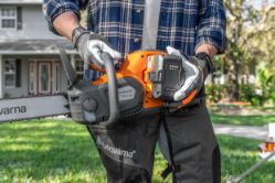 Husqvarna 970601201 Power Axe 350i 40V 18" Cordless Battery Chainsaw – Tool Only - HUS 970601201