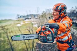 Husqvarna 970646912 T542iXP G 12" 40V Battery-Powered Heated Top Handle Chainsaw (Tool Only) - HUS 970646912
