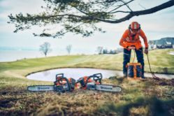 Husqvarna 970666519 542iXP 16" 40V Battery-Powered Rear Handle Chainsaw Kit w/ Battery & Charger - HUS 970666519