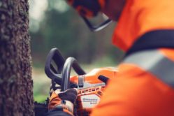 Husqvarna 970711709 564XP-G Fuel-Injected 62.4cc Professional Gas Chainsaw w/ Heated Handles - HUS 970711709