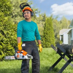 STIHL MS 162 16 30.1cc 16" Gas-Powered Single Lever Operated Chainsaw w/16" Bar & Chain - STI MS 162 16