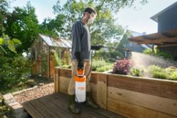 STIHL SGA 30 Battery Powered Sprayer Kit w/ AS 2 Battery & AL 1 Charger - STI SGA 30