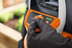 STIHL SGA 30 Battery Powered Sprayer Kit w/ AS 2 Battery & AL 1 Charger - STI SGA 30