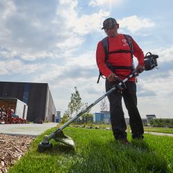 Toro 66110T 60V Pro String Trimmer ( Bare Tool) - TOR 66110T