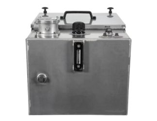 Buyers Products SMR30VESS 30 Gallon Stainless Steel Reservoir with Valve Enclosure 