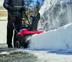 Toro 38755 21" Single-Stage Recoil Start Power Clear 821 R-C Gas Snowblower - TOR 38755