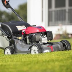 Honda HRX217K6HZA 21" 190cc Gas Walk Behind Self-Propelled Lawn Mower w/ GCV200 Engine - HON HRX217K6HZA